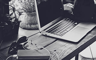 散户炒股股票:手机上买股票怎么开户-公募、券商与社保基金“同框”145只个股 89只属于新质生产力概念